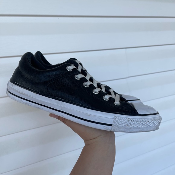 Leather All Star Converse- Men size 8 - Picture 3 of 10